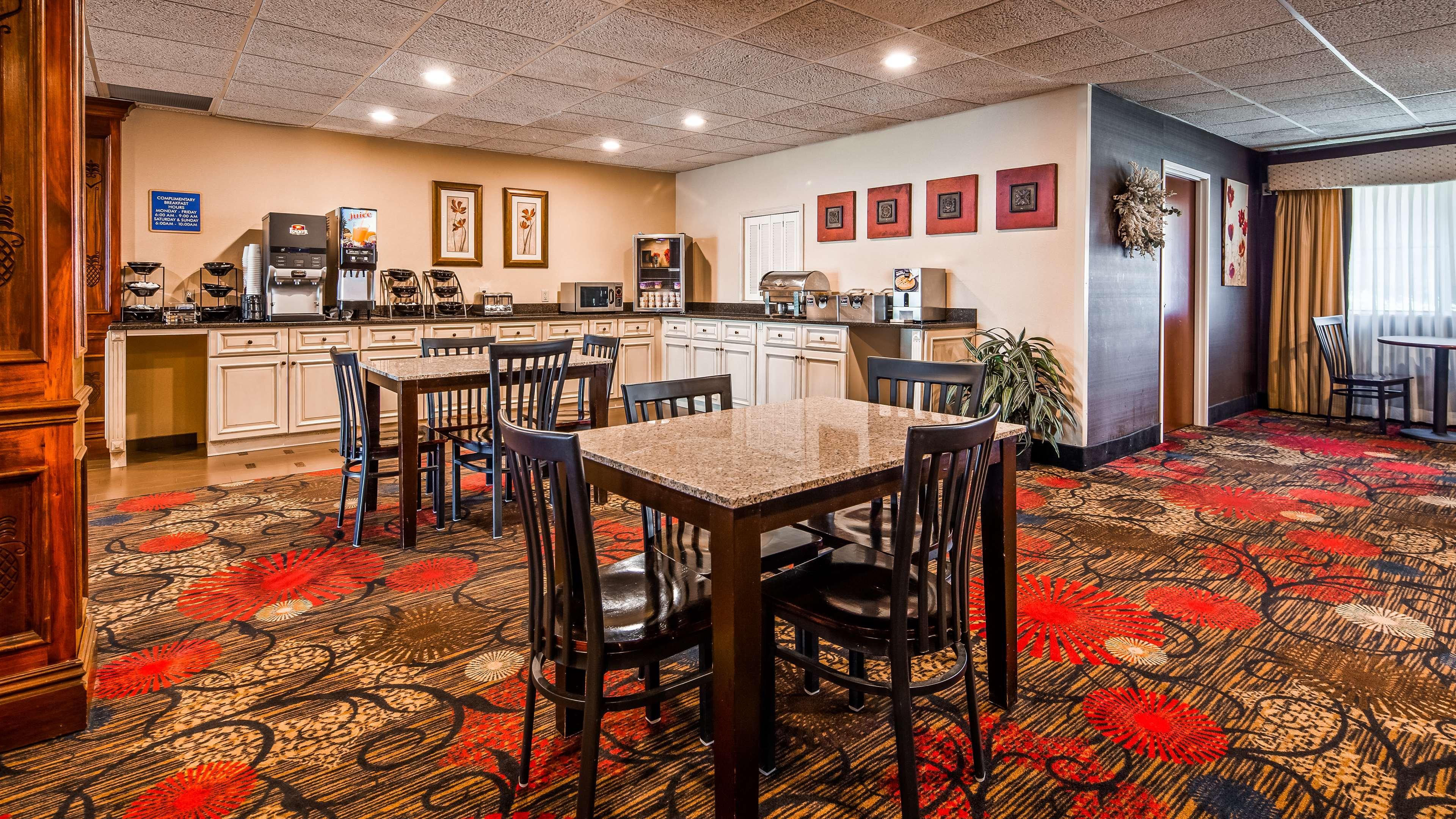 Best Western Plus Brandywine Inn&Suites Monticello Extérieur photo